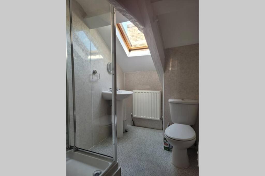 Large 5 Bed Town-Centre Home Close To The Beach, Sleeps 9 Aberystwyth Bagian luar foto