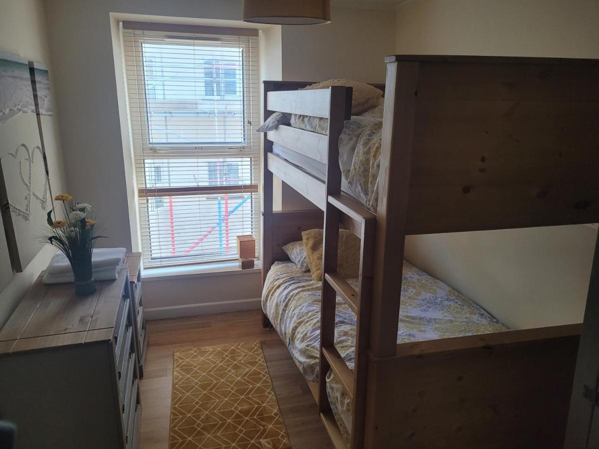 Large 5 Bed Town-Centre Home Close To The Beach, Sleeps 9 Aberystwyth Bagian luar foto