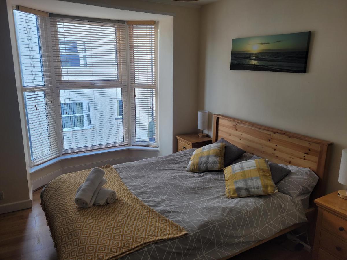 Large 5 Bed Town-Centre Home Close To The Beach, Sleeps 9 Aberystwyth Bagian luar foto